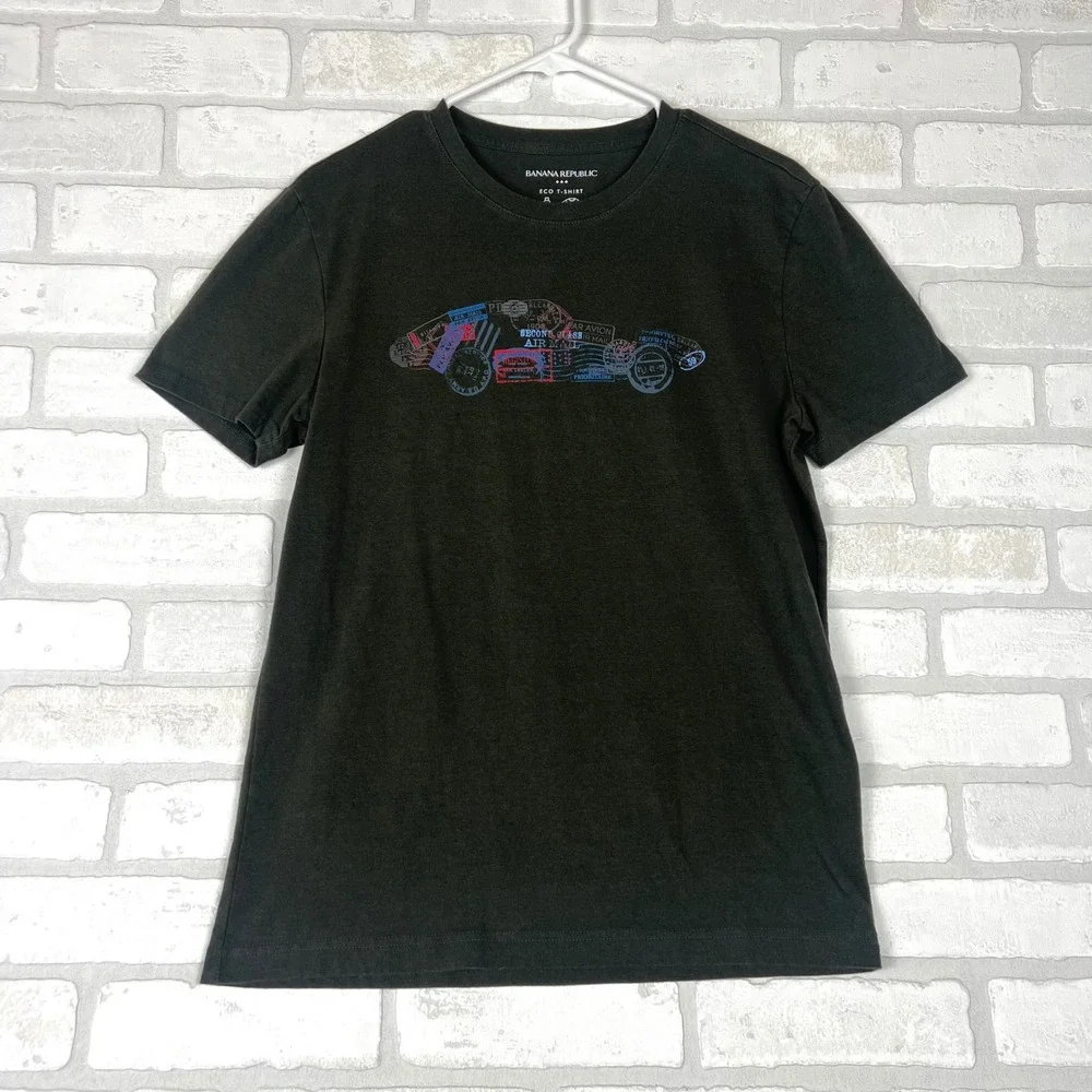 Banana Republic Mens Eco T-Shirt Grey Graphic Vintage Car Travel Stamp Small